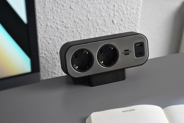 Stekkerdoos Brennenstuhl bureau Estilo 10vdig incl 1 USB C, 1 USB A, 2m zi/zw