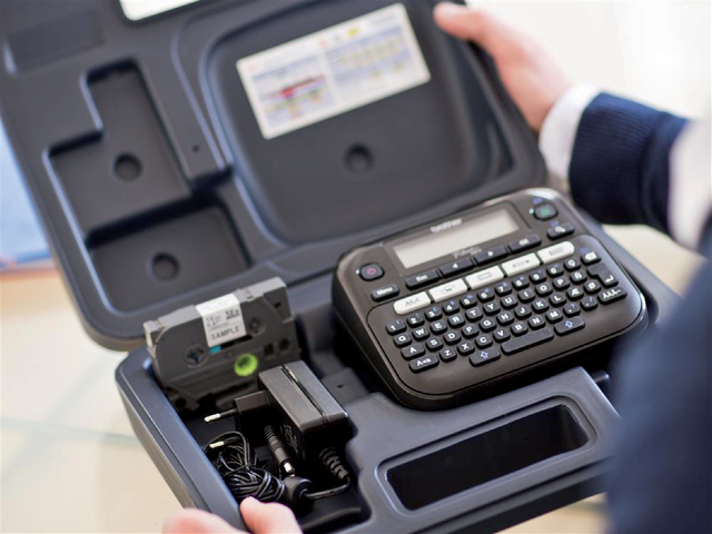 Labelprinter Brother P-touch TZe PT-D210 desktop qwerty 12mm zwart in koffer