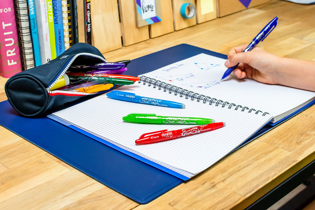 Rollerpen PILOT friXion medium lichtgroen blister à 1 stuk