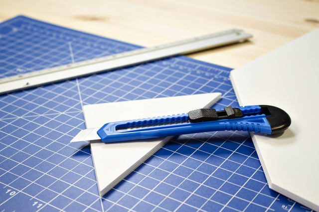 Snijmes Westcott Office 18mm met schuifsluiting blauw