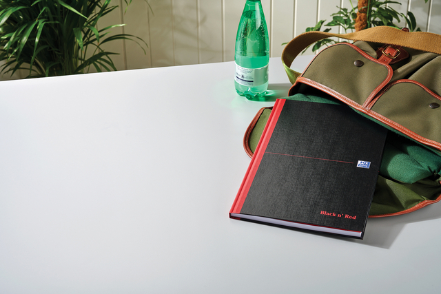 Notitieboek Oxford Black n' Red A4 96vel blanco