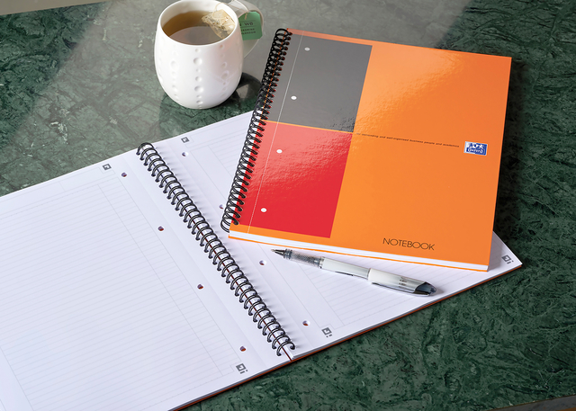 Spiraalblok Oxford International Notebook A4+ 160 pagina's lijn