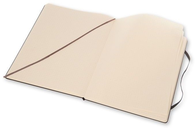 Notitieboek Moleskine XL 190x250mm dots hard cover zwart