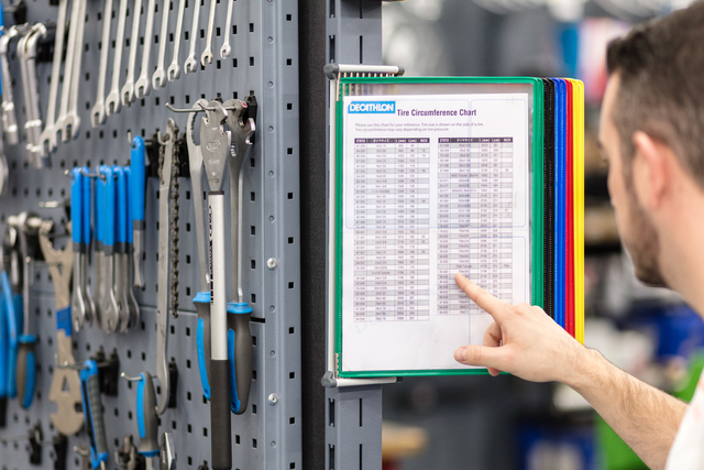 Zichtpanelensysteem wand Tarifold magnetisch A4 met 10-tassen assorti